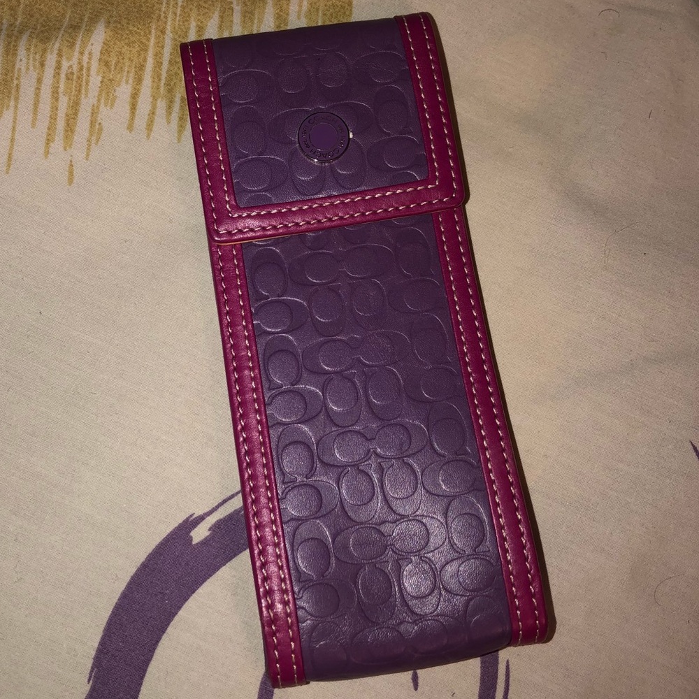 Coach Eyeglass Holder